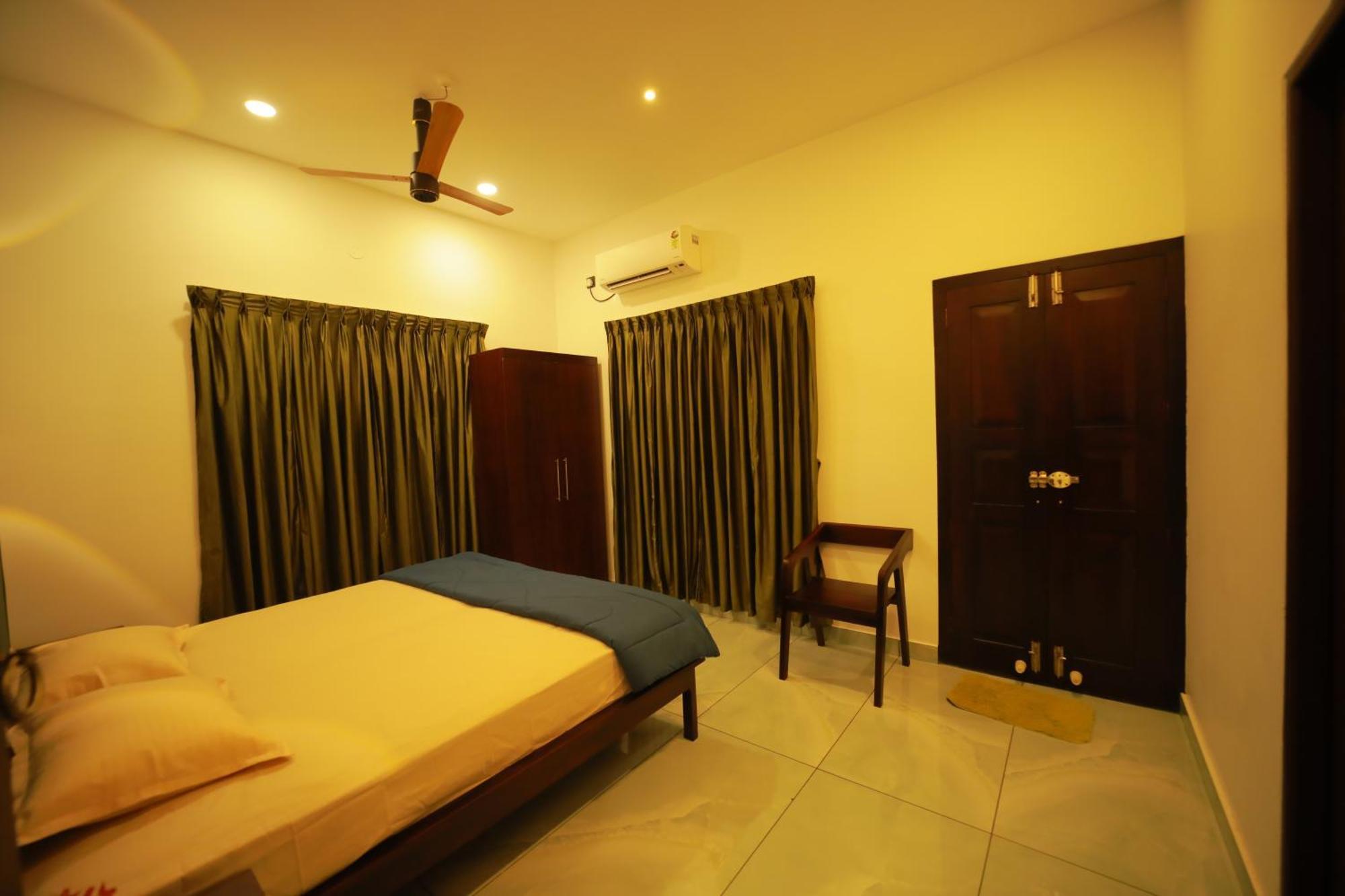 Munroe Plackal Heritage Mundrothuruth Room photo